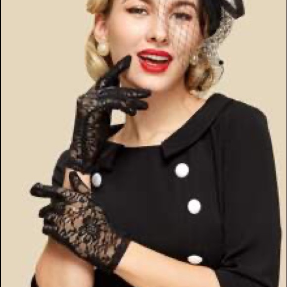 Lace gloves - Picture 4 of 4